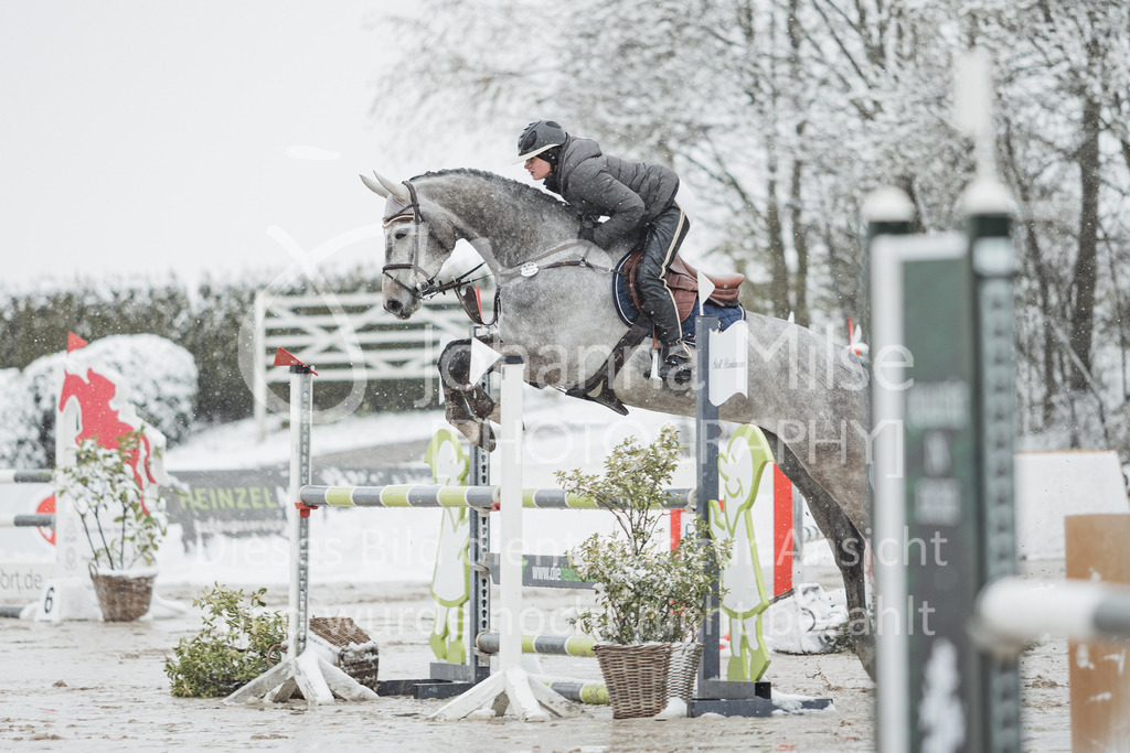 220401_HF-Laar_SprPf-L-18 | SEASON OPENING 2022
Herford Laar
01.04.2022
03/2 Springpferdeprüfung Kl.L