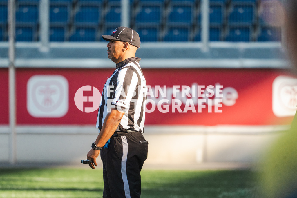 GER Rhein Fire vs. Raiders Tirol, Football, European League of Football, Spieltag 12, Saison 2025, 10.08.2025 | GER Rhein Fire vs. Raiders Tirol, Football, European League of Football, Spieltag 12, Saison 2025, 10.08.2025Foto: Fabian Friese - Realisiert mit Pictrs.com
