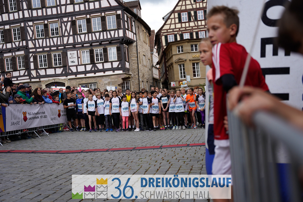 Stadtwerke Schüler und Jugendlauf 1,7km | 3koenigslauf 2022 Stadtwerke Schüler und Jugenlauf 1,7km - Realisiert mit Pictrs.com