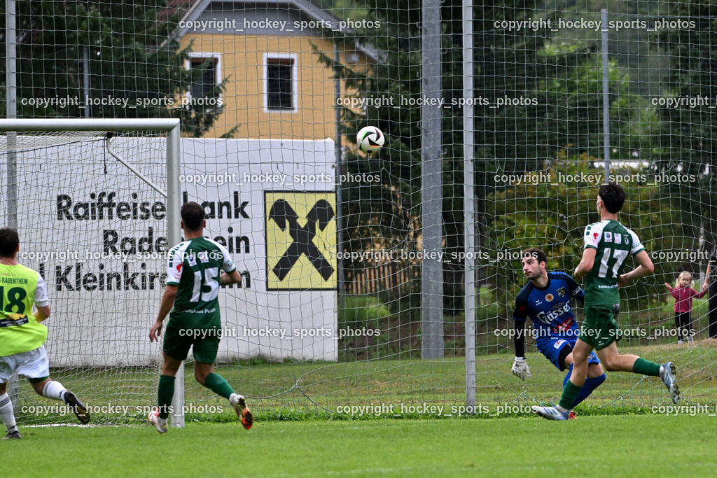 WSG Radenthein vs. SV Rapid Lienz | #15 Martin Neunhäuserer Rapid Lienz, #1 Luca Savoldelli Rapid Lienz, #17 Jonas Huber Rapid Lienz, WSG Radenthein vs. SV Rapid Lienz, WSG Radenthein vs. SV Rapid Lienz am 30.08.2025 in Radenthein (Sportplatz Radenthein), Austria, (Photo by Bernd Stefan)
