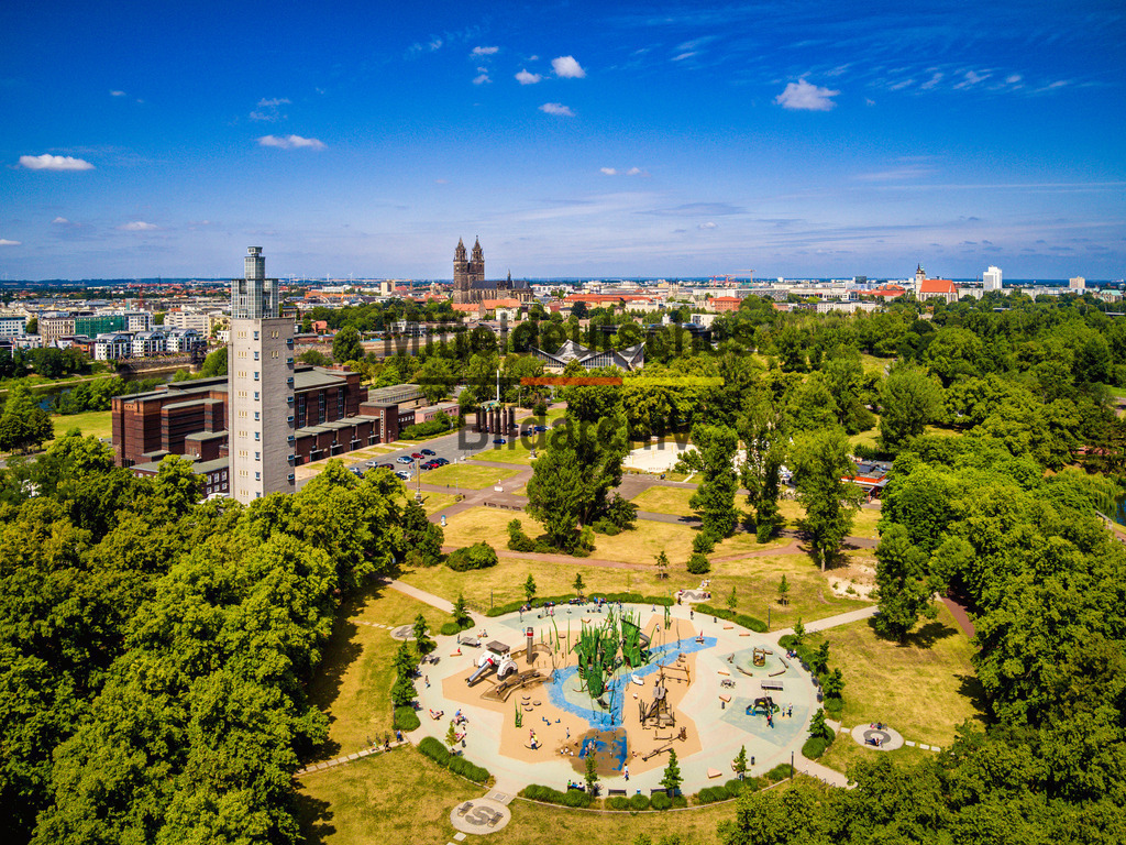 Stadtpark Rothehorn Spielplatz Luftbild Magdeburg-0017 | Rothehornpark Spielplatz und Aussichtsturm - Realisiert mit Pictrs.com