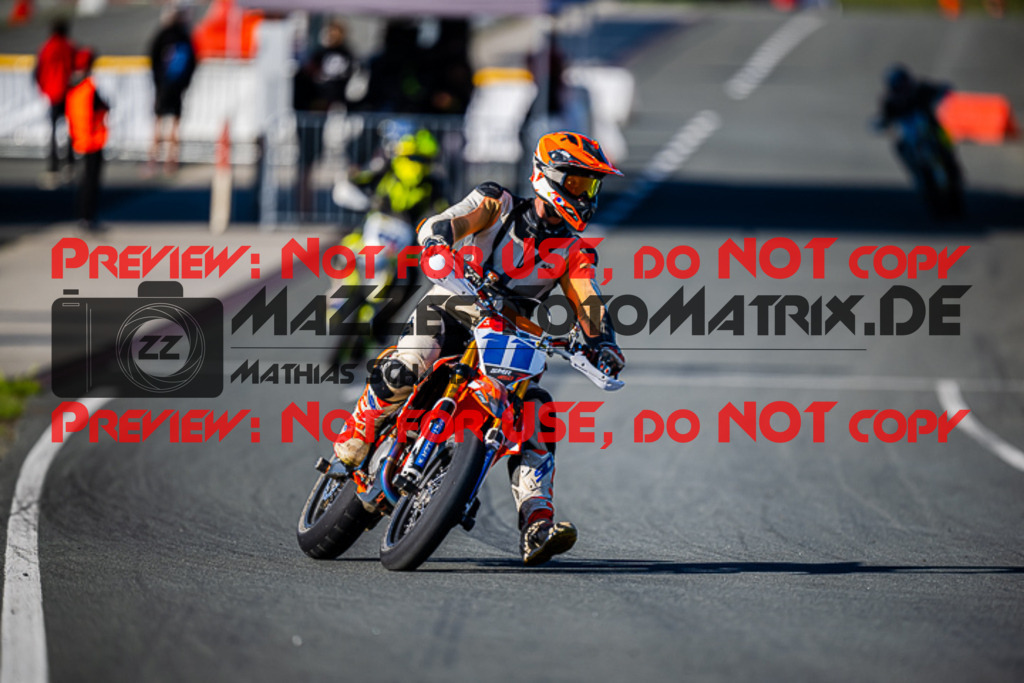 MaZZes_FotoMatrix_220903_9763 | S3