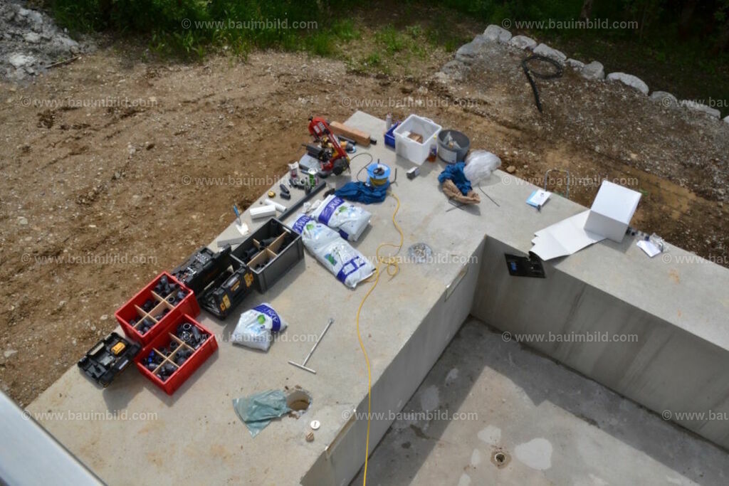 bib-lg25-aussenanlagen-0031 | Nach LV-Leistungsgruppen sortierte Detailfotos über den Bau eines Hauses. Alle Hausbau-Bilder direkt vom Urheber und Autor der Website Haus-Selber-Bauen.com