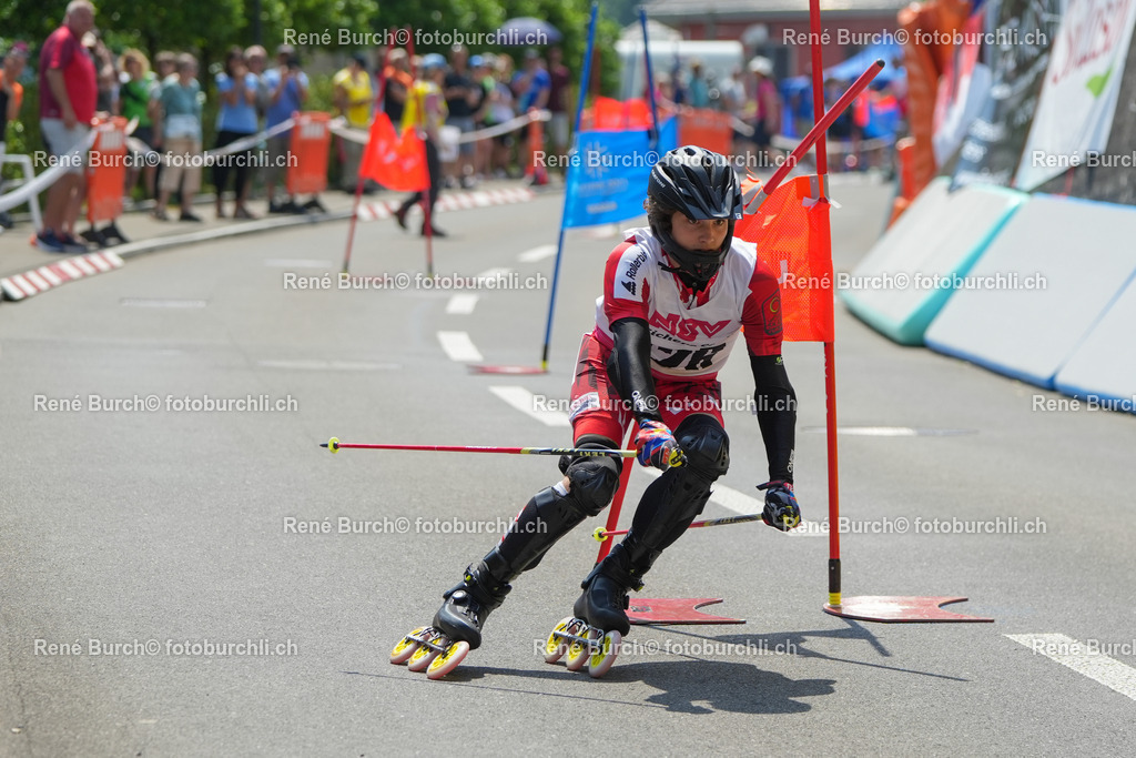 RB_06500 | René Burch leidenschaftlicher Fotograf aus Kerns in Obwalden.  Hier finden sie Sport, Landschaft und Natur Fotografie.
 - Realisiert mit Pictrs.com