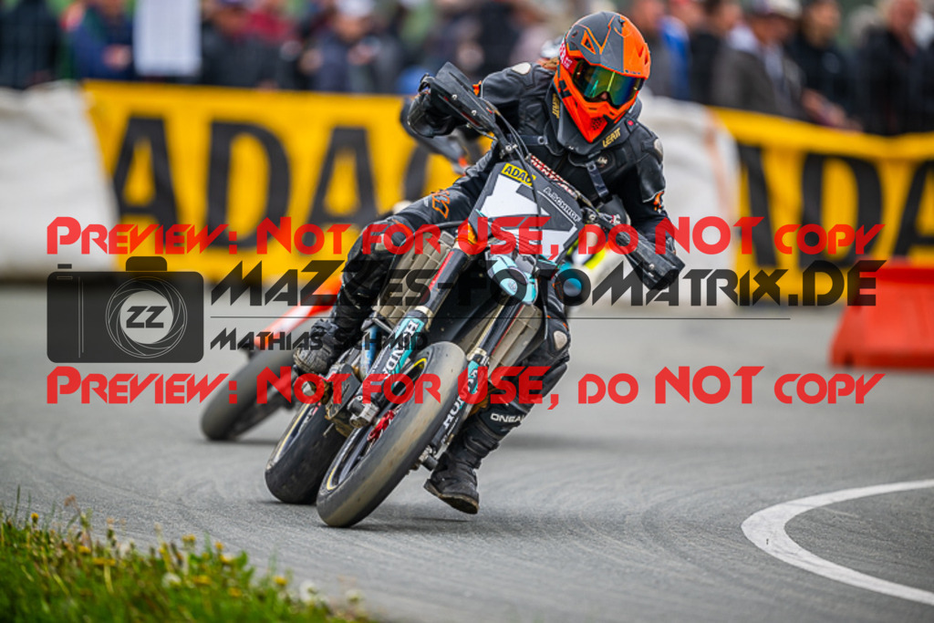 MaZZes_FotoMatrix_230507_2213 | S4