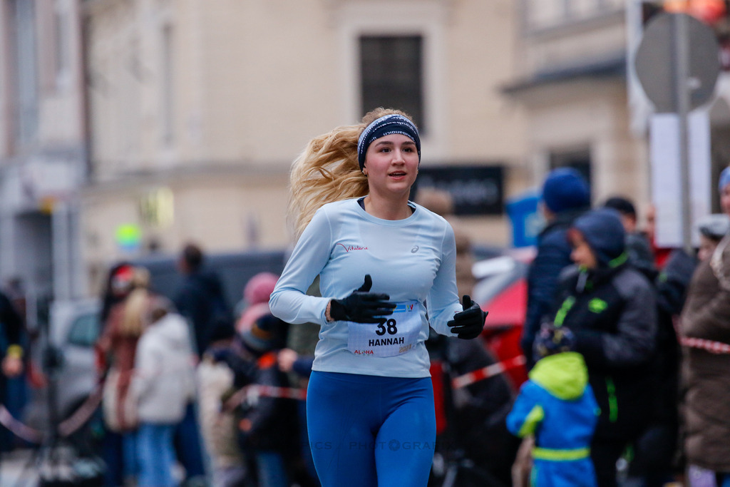 AW_20231231awmac8986 | WELS, 31.12.2023, Sparkasse Silvesterlauf Wels 2023 , Image shows: Photo: WAPICS / Andreas Willdoner