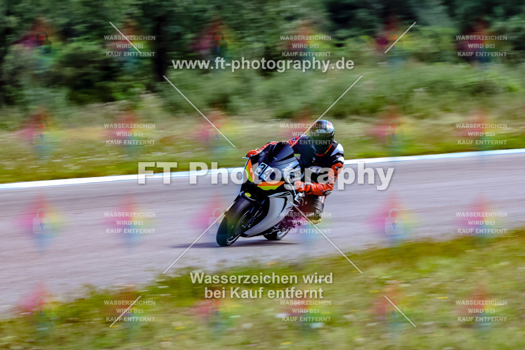 034-4025 | Hier findet Ihr Bilder von Touristenfahrten auf der Nürburgring Nordschleife oder von anderen Veranstaltungen die ich besucht habe. Viel Spass beim Durch Schauen 