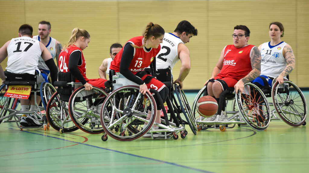 2024-03-17-0716 | #, RSKV Tübingen vs. BG Baskets Hamburg, Rollstuhlbasketball 2. Bundesliga, Saison 2023/24, 17.03.2024
Foto: Ralph Kunze - Realisiert mit Pictrs.com