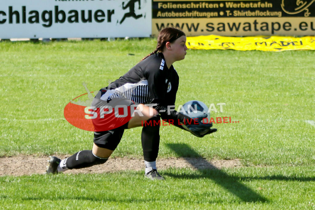 SV Oberglan Damen - Austria Klagenfurt |  ; SV Oberglan Damen - Austria Klagenfurt am 06.06.2022 in Oberglan
(Sportplatz), AUSTRIA, (Photo by Ernst Krawagner sport-fan.at) - Realisiert mit Pictrs.com
