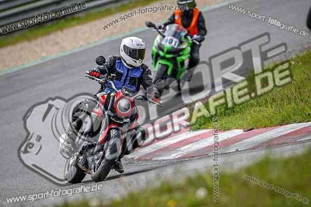 pubi2329 | Professionelle Fotos von Sportveranstaltungen, aber auch Hochzeiten und anderen Events. - Realisiert mit Pictrs.com