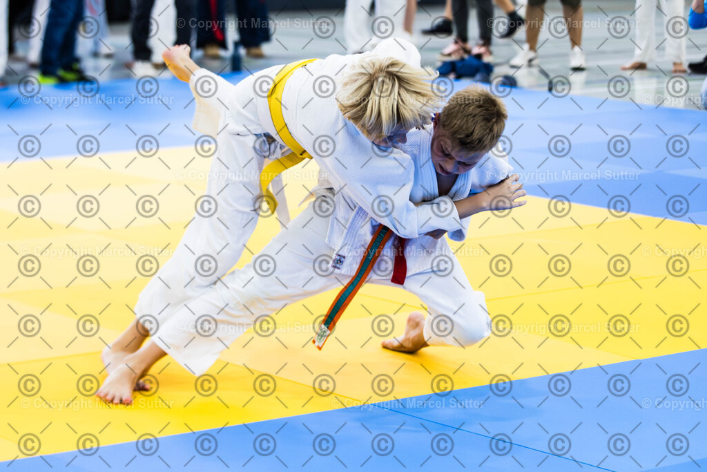 250921-120722-_G2A8942-MarcelSutter | Finde und bestelle deine Sport- und Eventfotos in höchster Qualität. Professionelle Aufnahmen von Wettkämpfen, Veranstaltungen und Outdoor-Events – schnell und einfach online bestellen. - Realisiert mit Pictrs.com