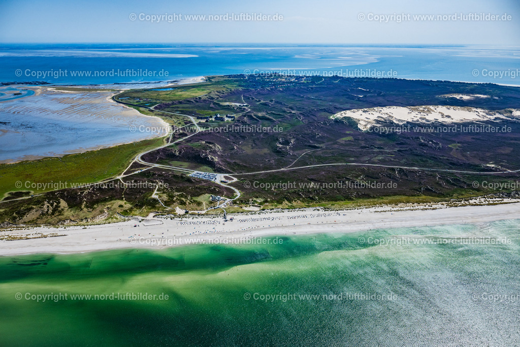 Sylt_List_Strandhalle_ELS_9171130825 | LIST AUF SYLT 21.06.2025 Standgaststätte " Strandhalle " an der Küsten- Landschaft am Sylter Ellenbogen in List im Bundesland Schleswig-Holstein, Deutschland. // Beach restaurant "Strandhalle" on the coastal landscape at the Sylter Ellenbogen in List in the federal state of Schleswig-Holstein, Germany. Foto: Martin Elsen