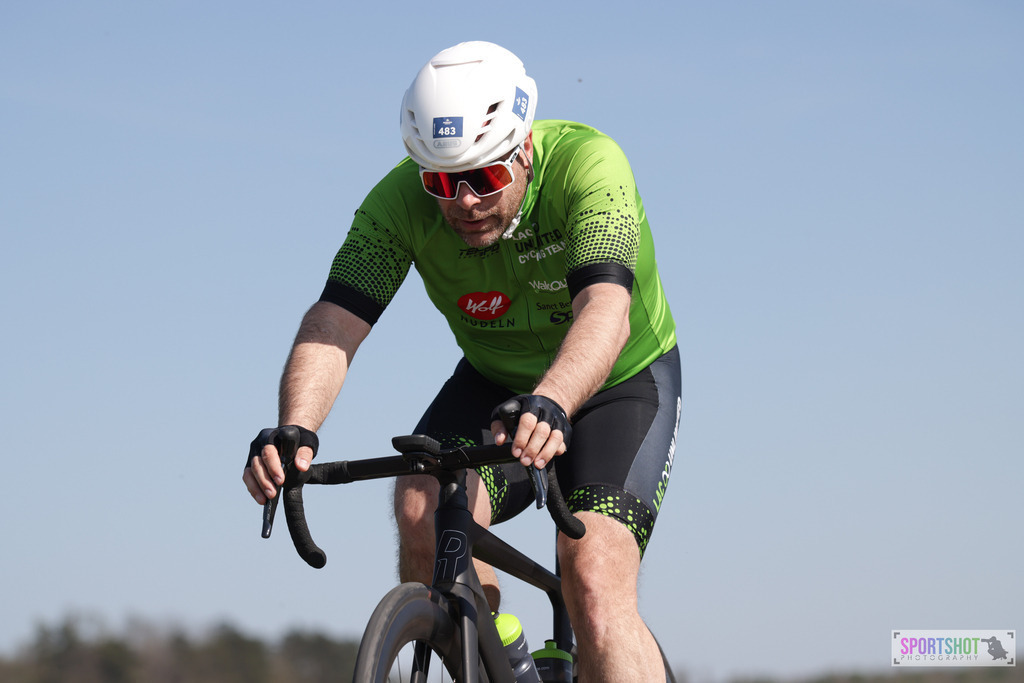 368A3496 | Neusiedlersee Radmarathon 2026@sportshot_your_pictrs #yourpictures#roadtowm2029 #nrm #neusiedlerseeradmarathon #neusiedlersee #neusiedlerseetourismus #burgenland #mörbisch #nrm26 #burgenlandtourismus #voglundco #poweredbyburgenlandtourismus #radsport #rad #marathon #ucigranfondo #visitburgenland #ucigranfondoworldseries