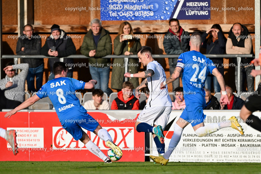 SAK vs. ATUS Velden 19.4.2024 | #8 Roman Sadnek SAK, #9 Tom Zurga ATUS Velden, #24 Zoran Vukovic SAK, SAK vs. ATUS Velden 19.4.2024, SAK vs. ATUS Velden am 19.04.2024 in Klagenfurt (Sportpark Welzenegg), Austria, (Photo by Bernd Stefan)