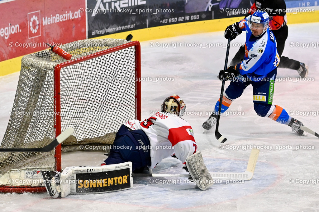 ESC Sparkasse Steindorf vs. ESV Ferlach | #75 Kropiunig Ralf ESV Ferlach, #11 Kalan Luka ESC Steindorf, ESC Sparkasse Steindorf vs. ESV Ferlach, ESC Sparkasse Steindorf vs. ESV Ferlach am 22.02.2026 in Steindorf  (Ossiachersee Halle ), Austria, (Photo by Bernd Stefan)