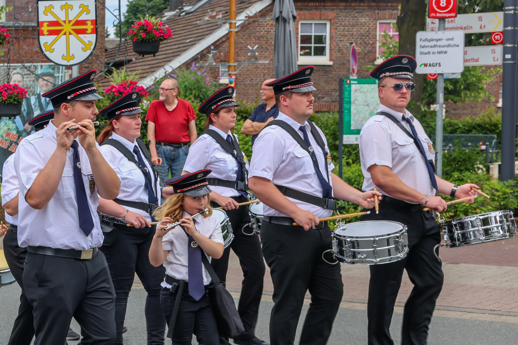 top-top.de-250628-040 | Foto, Video, Fotografie, Videografie, Fotobox, DJ, Discjockey, Musik, Musikbox, Veranstaltung, Photobooth, Amazon, Ebay, Buchtipp, Bestseller, Autor, Verlag, Buch, Wesel, Hamminkeln, NRW, Dinslaken, Rees, Drohne, Hochzeit, Party, Fotobox, Wesel, Fotograf