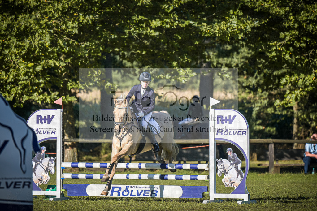 DOS_0511 | Entdecke hochwertige Reitturnierfotos von Foto Oger. Professionell, emotional und authentisch – jetzt Lieblingsmomente im Shop bestellen.Deutschlandweite Turnierfotografie. - Realisiert mit Pictrs.com