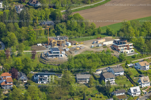 Meschede230500839 | Luftbild, Baustelle mit Neubau Wohnhäuser Unterm Hasenfeld, Meschede-Stadt, Meschede, Sauerland, Nordrhein-Westfalen, Deutschland