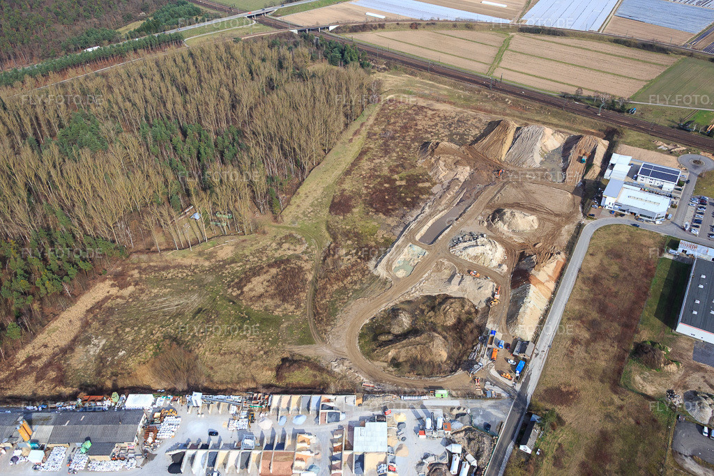 Luftbild: Schüttung im Ortsteil Neudorf in Graben-Neudorf im Bundesland Baden-Württemberg in Deutschland. Foto: IMG_086250.jpg vom 26.02.2016 durch Werner Riehm/FLY-FOTO.deWWW.GROSS-BAU.DE
