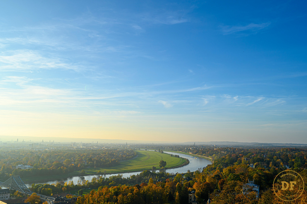 20241026-_1DS3921 | Geschenke, Wandbilder und Accessoires mit Motiven aus Dresden und anderen schönen Orten zur Verschönerung Deines zu Hauses und zum verschenken gewünscht? Wähle Deine Lieblingsbild auf dem Produkt Deiner Wahl. 