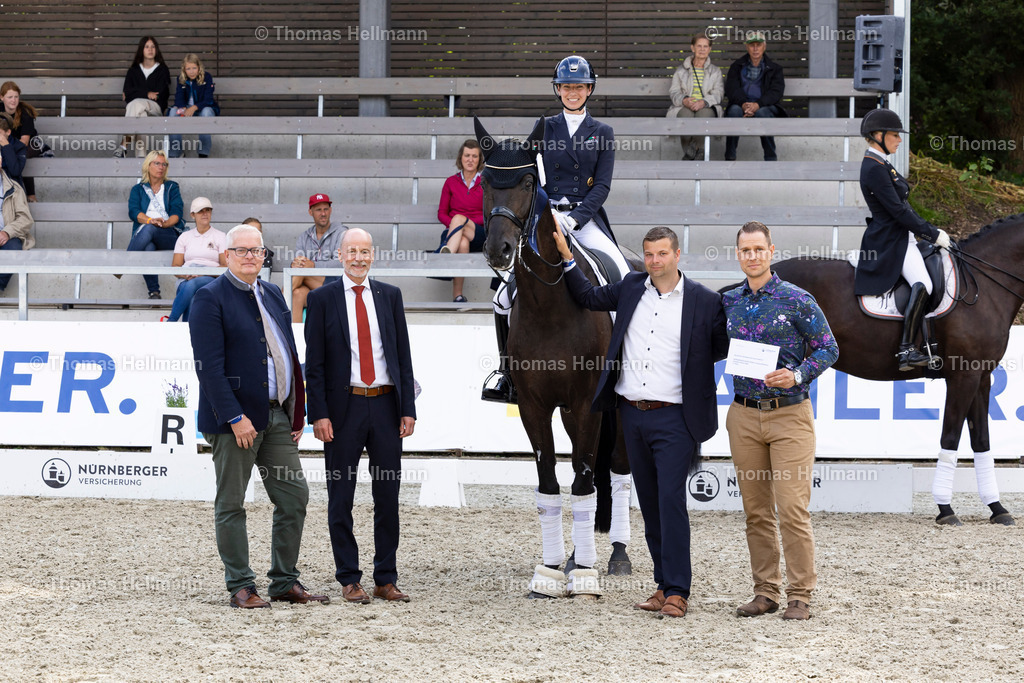 TH_1438 TEBBEL Friederike (GER)_ Serious_21356 | Elmloher Reitertage 2024 am 04.08.24 in Elmlohe, , Thomas Hellmann, _Y7A5712