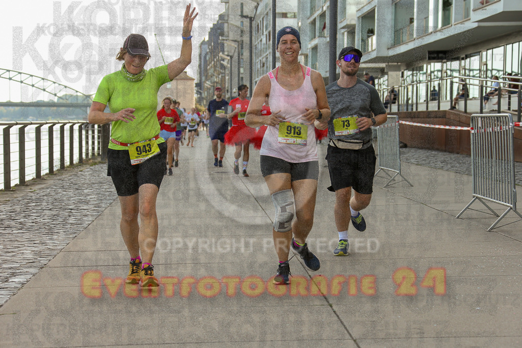 250920_1454_EX1_8191 | Sportfotografie im Rhein-Sieg Kreis, Köln, Bonn, NRW, Rheinland Pfalz, Hessen, etc. Unser Tätigkeitsfeld umfasst den Laufsport vom Volkslauf über den Marathon, Duathlon, Triathon bis zum Ultralauf wie Kölnpfad Ultra oder Schindertrail.