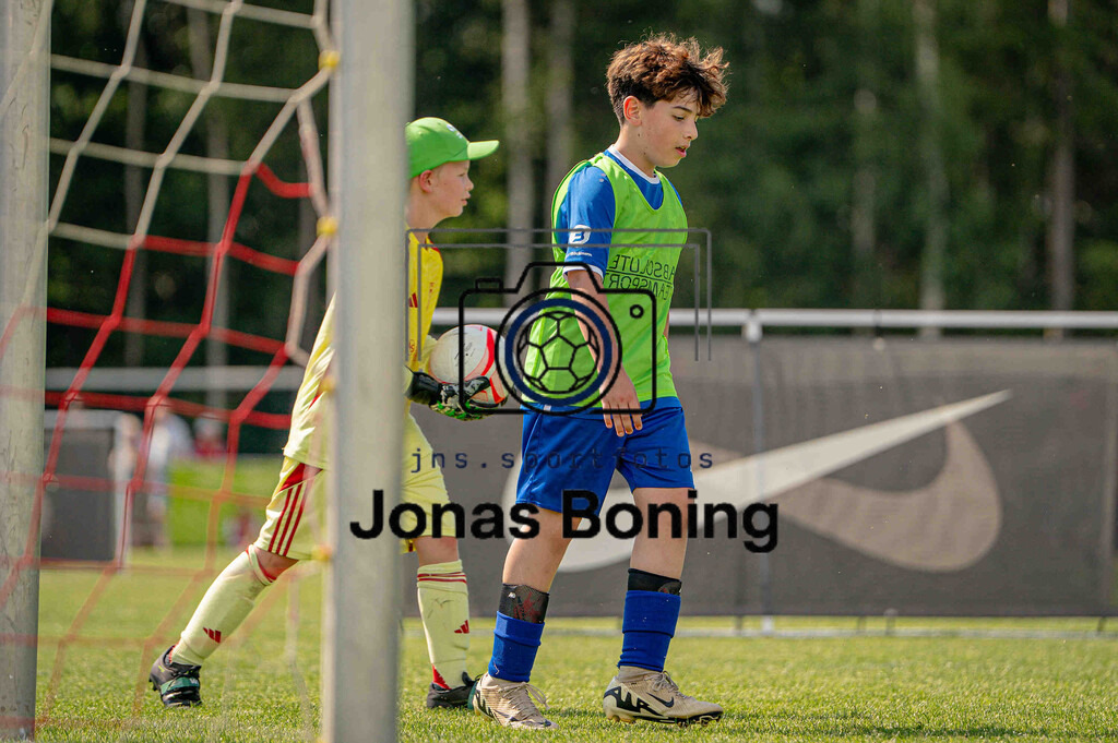 Fußball I E-Junioren I Saison 2025-2026 I OM-Cup Lüsche I Samstag  I 22977 | jns.sportfotos - Realisiert mit Pictrs.com
