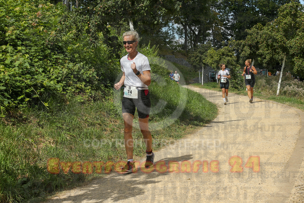 250824_1252_EX1_0784 | Sportfotografie im Rhein-Sieg Kreis, Köln, Bonn, NRW, Rheinland Pfalz, Hessen, etc. Unser Tätigkeitsfeld umfasst den Laufsport vom Volkslauf über den Marathon, Duathlon, Triathon bis zum Ultralauf wie Kölnpfad Ultra oder Schindertrail.