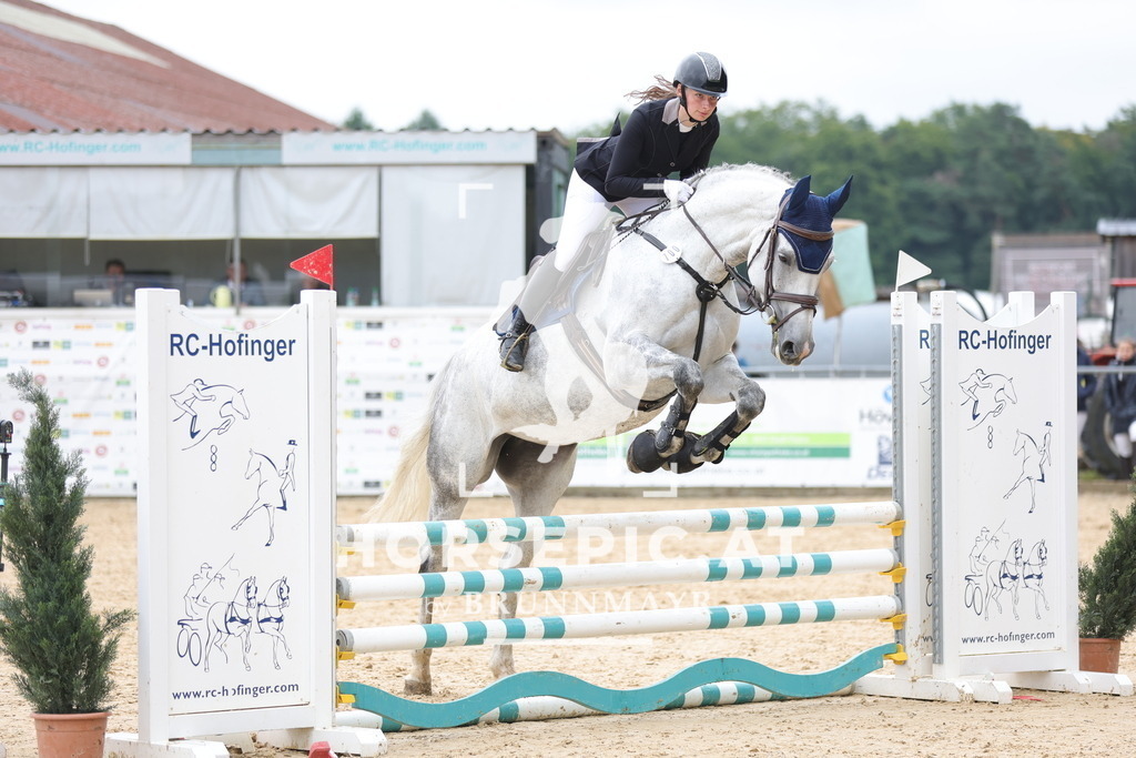 0P6A2942 | Willkommen bei Brunnmayr - Design & Fotografie – Ihrem Spezialisten für Reitturniere und Pferdeveranstaltungen in Oberösterreich, Salzburg und Bayern! Seit über 17 Jahren sind wir leidenschaftlich dabei.