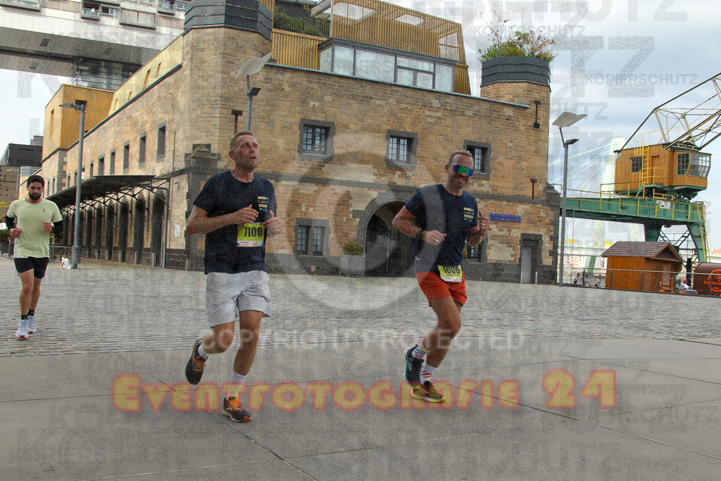 250920_1524_EV4_8686 | Sportfotografie im Rhein-Sieg Kreis, Köln, Bonn, NRW, Rheinland Pfalz, Hessen, etc. Unser Tätigkeitsfeld umfasst den Laufsport vom Volkslauf über den Marathon, Duathlon, Triathon bis zum Ultralauf wie Kölnpfad Ultra oder Schindertrail.