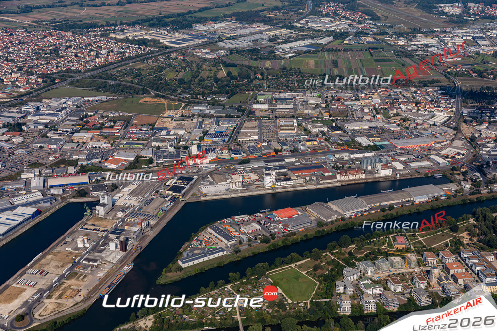 Die Luftbildaufnahme Gwerbegebiet-hafen - Hallstadt wurde 2019 mittels Flugzeug (keine Drohne) erstellt. Perfekte Schärfe und Druck- Ergebnisse- Garantiert!