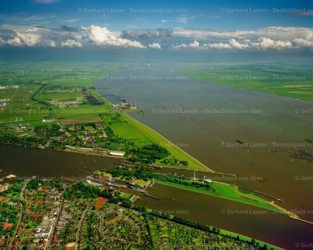 7000522 | Küste entlang der Elbe bei Brunsbüttel