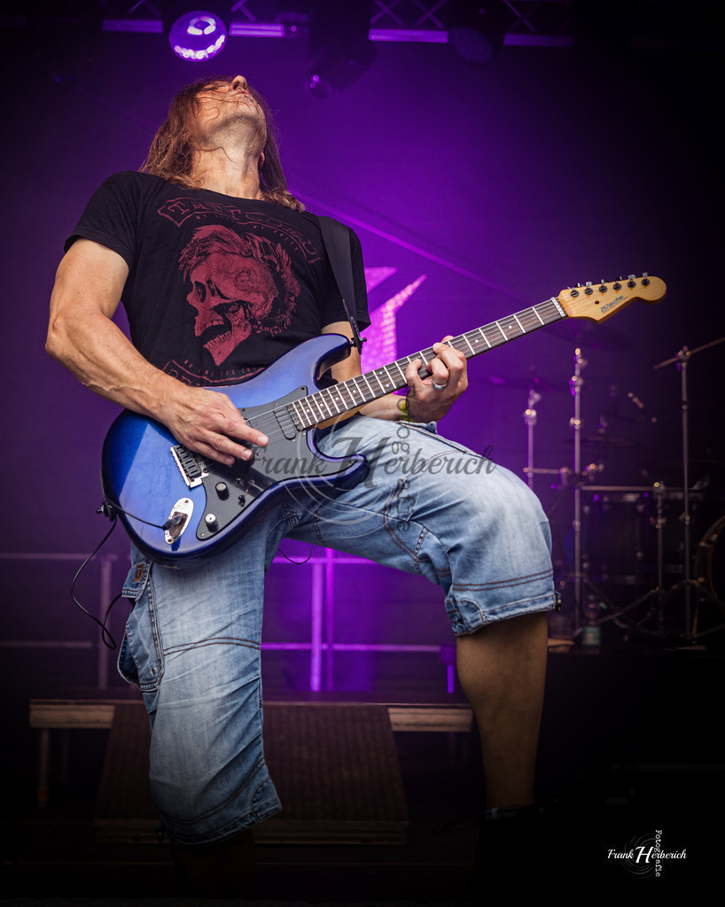 Justice 12.07.2025 Burg Wertheim | Frank Herberich Fotografie, Frank Herberich, Fotografie, Hochzeit, Portrait, St. Peter Ording, Ording, Westerhever, Nordsee, Frank Fotografie, Hardheim,  Odenwald,Walldürn, Band,Eventfotografie - Realisiert mit Pictrs.com