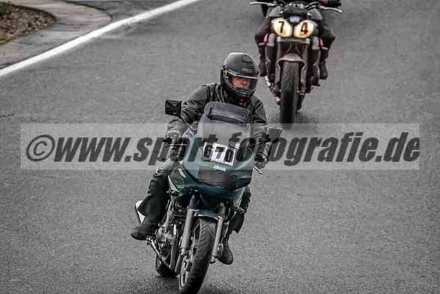 pubi2881 | Professionelle Fotos von Sportveranstaltungen, aber auch Hochzeiten und anderen Events. - Realisiert mit Pictrs.com