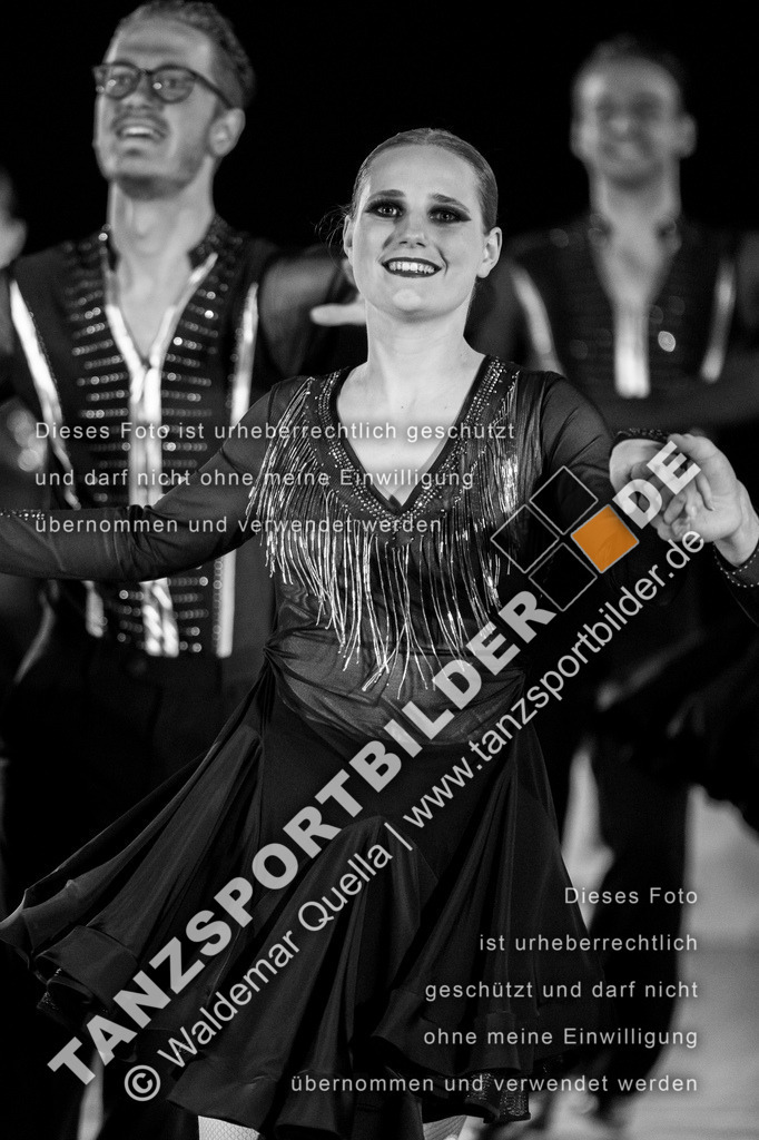 20250503-00786 | Hier finden Sie Tanz Bilder vom Latein und Standard Formationen tanzen. Sportbilder vom Tanzsport. Schöne Fotos und von Weltmeisterschaft, Europameisterschaft, Bundesliga, Regionalliga, Oberliga und Landesliga sowie von GOC Stuttgart, DanceComp, WM Bremen