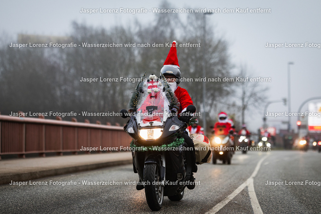 X-Mas Ride I Kiel I 2025 | Jasper Lorenz Fotografie - Realisiert mit Pictrs.com