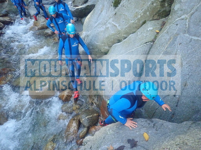 P9210099 | Bestelle die Bilder deines Berg- oder Wasser-Abenteuers mit Mountain Sports bequem von zu Hause aus direkt über unseren Online Fotoshop von pictrs.com. - Realisiert mit Pictrs.com