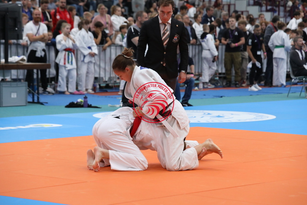 1J7A3341 | Fotos vom Adler Cup - Pictures from Adler Cup

Hier findet Ihr alle Eindrücke und großen Momente der Adler Cup Wochenenden. Here you will find all impressions and great moments of the Adler Cup weekends. - Realisiert mit Pictrs.com