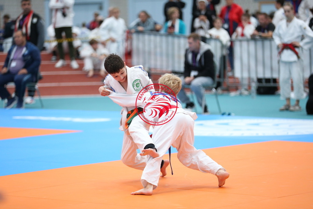 AT3Y0354 | Fotos vom Adler Cup - Pictures from Adler Cup

Hier findet Ihr alle Eindrücke und großen Momente der Adler Cup Wochenenden. Here you will find all impressions and great moments of the Adler Cup weekends. - Realisiert mit Pictrs.com