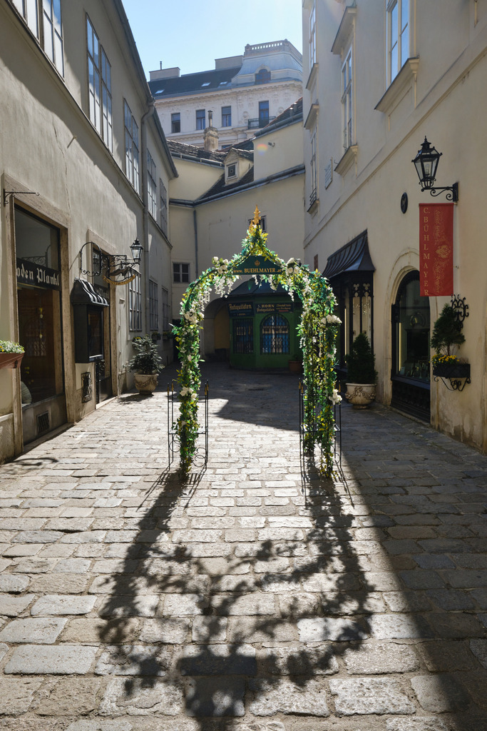 Bühlmayer Hofvergolder | WIen, Austria - April 29, 2025; C. Bühlmayer - K.u.K. Hofvergolder. - Realisiert mit Pictrs.com