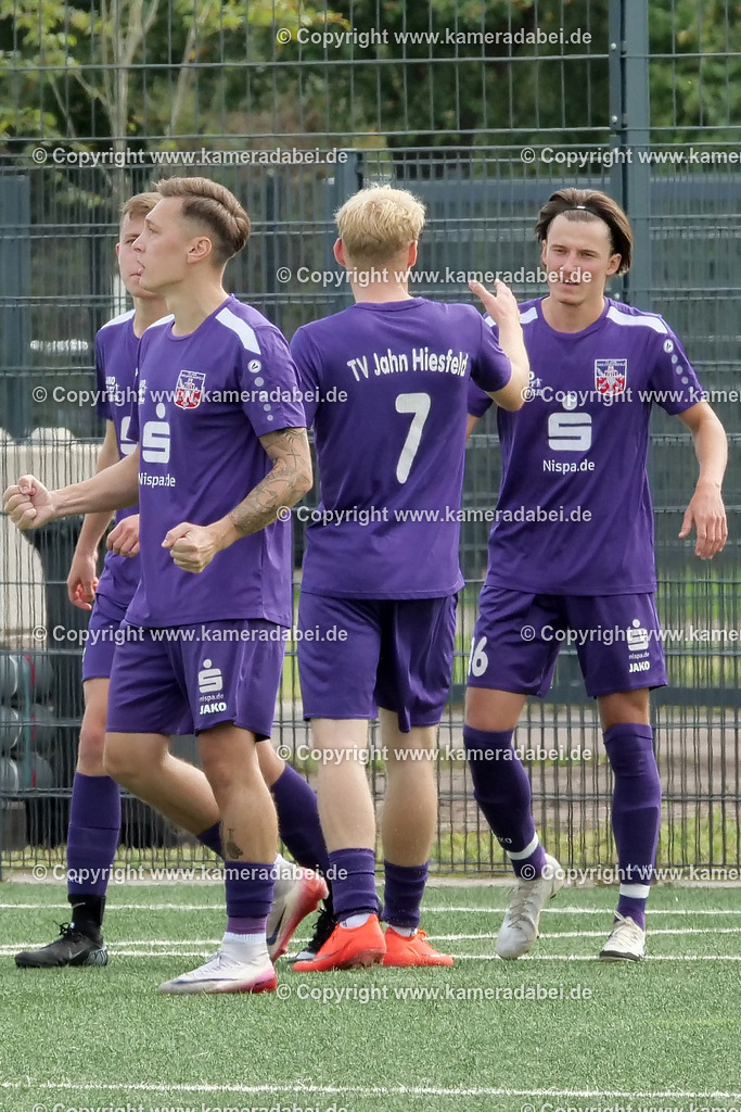 Fußball : Kreisliga A : SUS 09 Dinslaken 2 - TV Jahn Hiesfeld am 27.09.2026 in Dinslaken | Fußball : Kreisliga A : SUS 09 Dinslaken 2 - TV Jahn Hiesfeld am 27.09.2026 in Dinslaken - Realisiert mit Pictrs.com