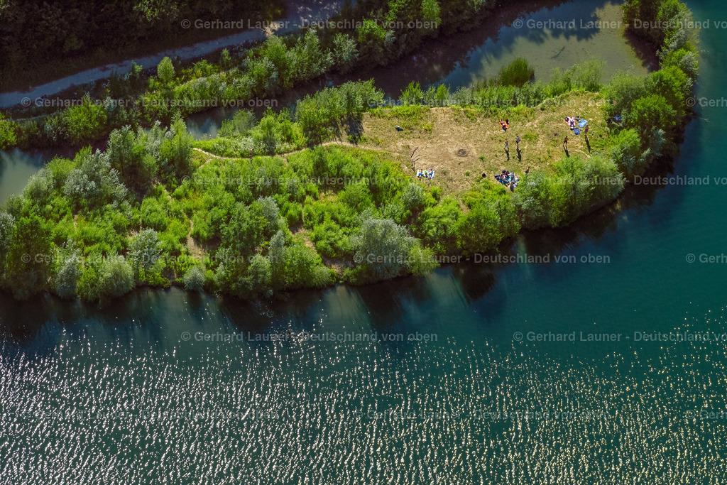 4033993 | OPFINGEN 30.06.2020 Uferbereiche der See- Insel im Opfinger See in Opfingen im Bundesland Baden-Württemberg, Deutschland. // Lake Island in Opfinger See in Opfingen in the state Baden-Wuerttemberg, Germany. Foto: Gerhard Launer