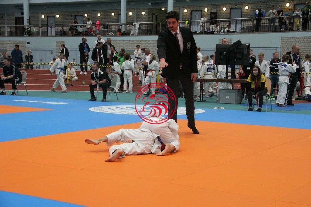 IMG_3241 | Fotos vom Adler Cup - Pictures from Adler Cup

Hier findet Ihr alle Eindrücke und großen Momente der Adler Cup Wochenenden. Here you will find all impressions and great moments of the Adler Cup weekends. - Realisiert mit Pictrs.com