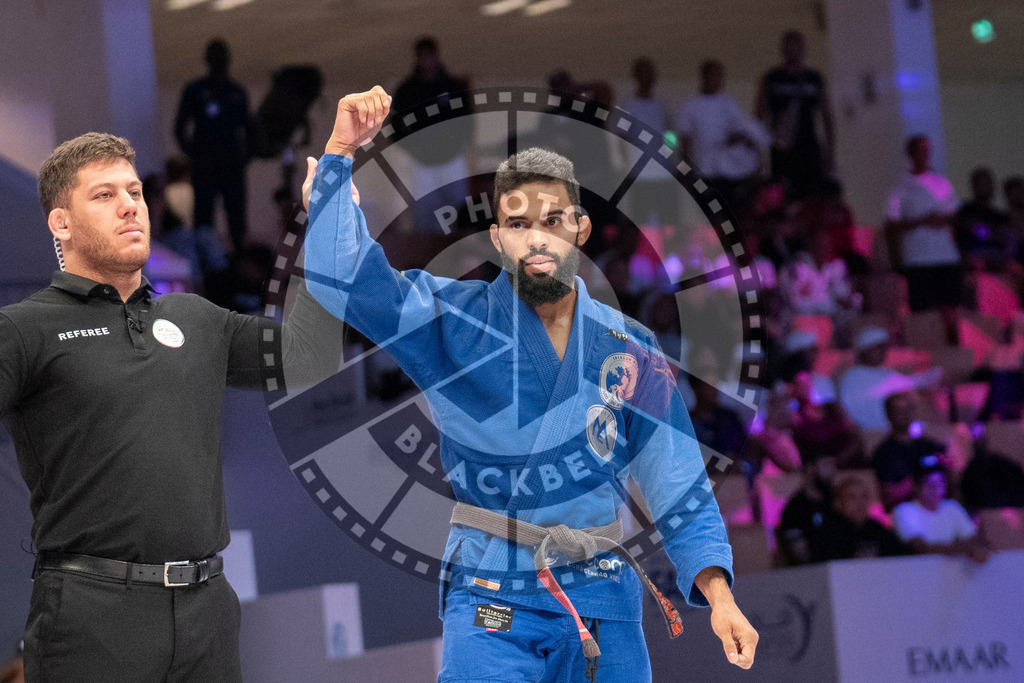 20231108PBB1107 | Fighters compete during the AJP World Professional Championship in the Mubadala Arena in Abu Dhabi, Arab United Emirates, on November 8, 2023.