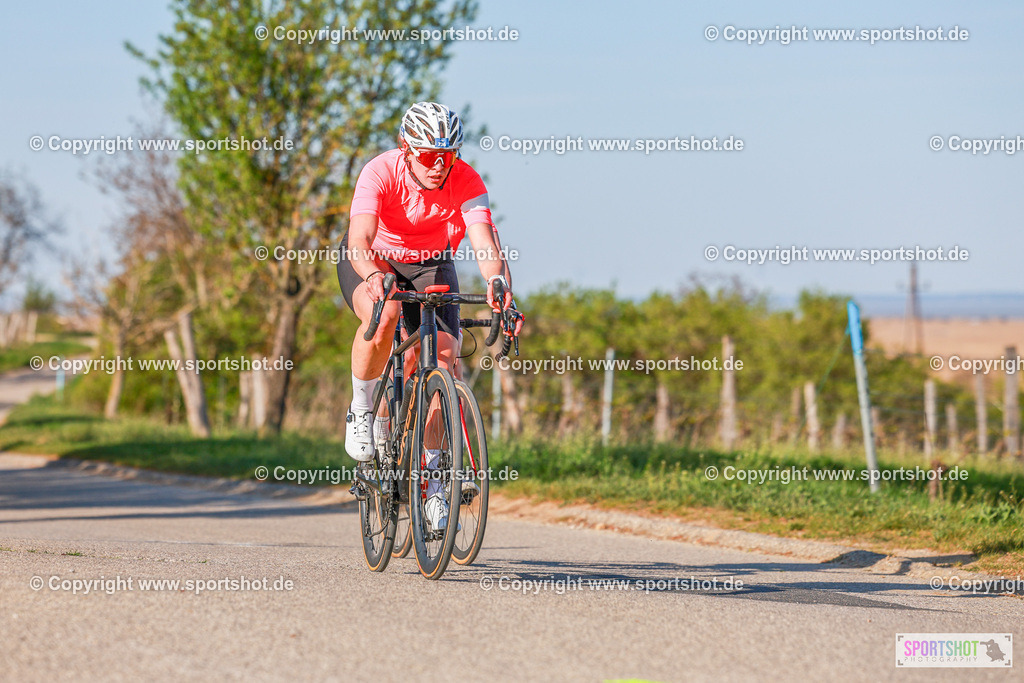 871_AR6_8472 | Neusiedlersee Radmarathon 2026@sportshot_your_pictrs #yourpictures#roadtowm2029 #nrm #neusiedlerseeradmarathon #neusiedlersee #neusiedlerseetourismus #burgenland #mörbisch #nrm26 #burgenlandtourismus #voglundco #poweredbyburgenlandtourismus #radsport #rad #marathon #ucigranfondo #visitburgenland #ucigranfondoworldseries