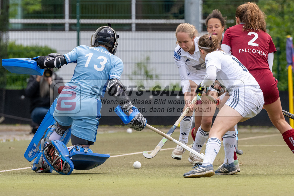 SFE_20240421_0081 | Düsseldorf, Deutschland, 21.04.2024: Lisa Nolte (Düsseldorfer HC) in Aktion waehrend des Spiels der Feldhockey 1. Bundesliga Damen zwischen Düsseldorfer HC - Münchener SC im Düsseldorfer Hockeyclub 1905 e.V. am 21.04.2024 in Düsseldorf, Deutschland. (Foto von Stephan Fehrmann)

Düsseldorf, Germany, 21.04.2024: Lisa Nolte (Düsseldorfer HC) in action during the game of Feldhockey 1. Bundesliga Damen between Düsseldorfer HC - Münchener SC in Düsseldorfer Hockeyclub 1905 e.V. at 21.04.2024 in Düsseldorf, Deutschland. (Foto from Stephan Fehrmann)