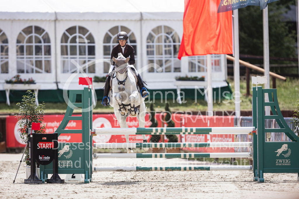 240711_BHO_L-Stil-1-439 | Deine schönsten Turniermomente als professionelle Fotos! Entdecke hochwertige Pferdesport-Fotografie im Online-Shop. Jetzt Fotos finden & bestellen!