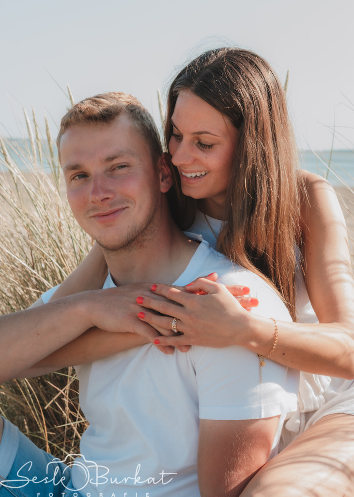 IMG_0061-Verbessert-RR | Authentische, natürliche und emotionale Fotoshootings auf der Nordseeinsel Föhr. Als Fotografin halte ich deine schönsten Momente in einzigartigen Neugeborenen-, Familien-, Paar- und Einzelshootings fest. Jetzt einen Termin vereinbaren!