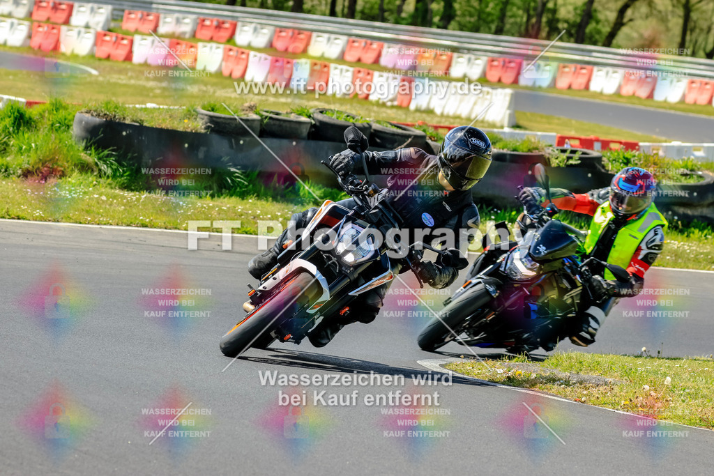 _OTO2257 | Hier findet Ihr Bilder von Touristenfahrten auf der Nürburgring Nordschleife oder von anderen Veranstaltungen die ich besucht habe. Viel Spass beim Durch Schauen 