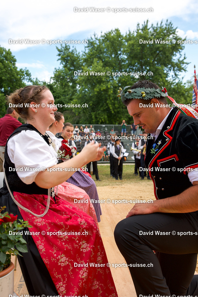 250713 Le Vainqueur Strebel Joel ___ _ la F_te Romande Neuch_tel_ 13.07.2025 | 250713 Le Vainqueur Strebel Joel *** à la Fête Romande Neuchâtel, 13.07.2025